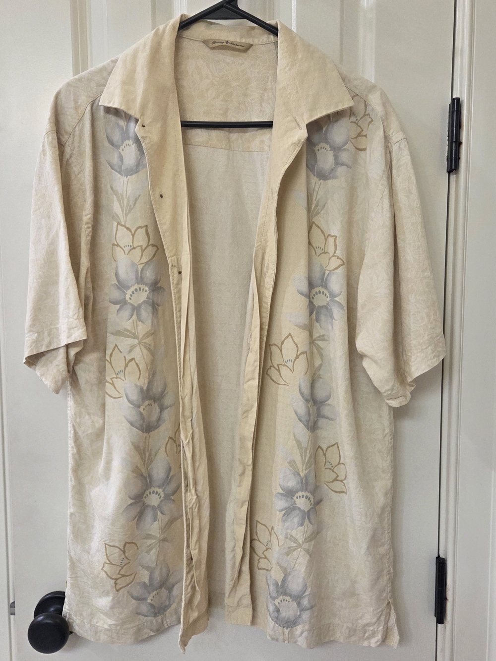 Tommy Bahama Large Silk Shirt